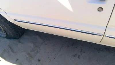 1993 - 2004 年福特 Van E150 发球杆左前模来自门 Oem 装饰条 — 第 1/4 张图片