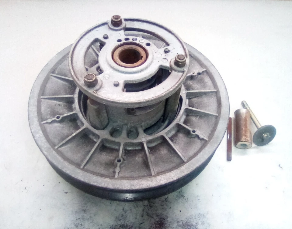 Arctic Cat Lynx 300 340 1991 polea accionada por embrague secundario Jag Panther 91 92 93 Foto 1 de 4