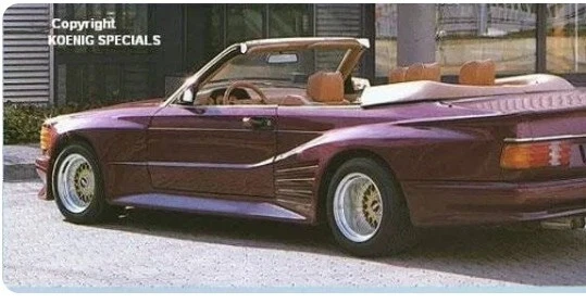 Modellino Mercedes 560 SEC Cabrio Koenig Specials in Plastica Scala 1:24 Rosso M - Immagine 1 di 1