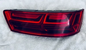 17 18 19 AUDI Q7 RIGHT REAR TAIL LAMP PART # 4M0 945 094 L - Picture 1 of 5