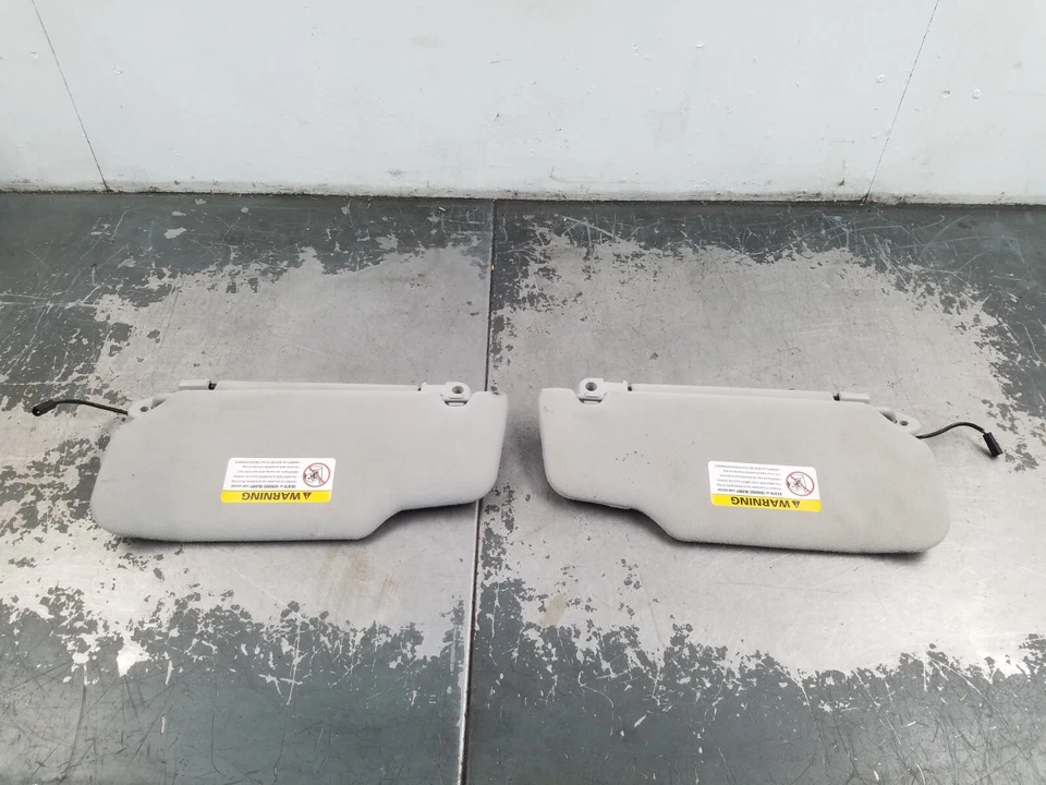 2003 03 04 Mercury Marauder parasoles #8342 i7 Foto 1 de 4