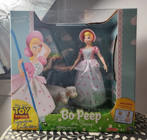 DISNEY PIXAR TOY STORY SIGNATURE COLLECTION BO PEEP & SHEEP BRAND NEW! SEALED Cover