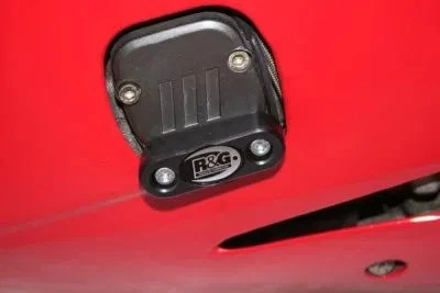 FUNDA DESLIZANTE MOTOR R&G PARA BENELLI TORNADO NOVECENTO TRE NEGRA ÚNICA ECS0019BK Foto 1 de 3