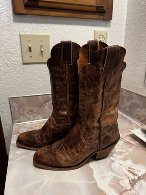 Женские ковбойские сапоги Justin Bent Rail Wildwood коричневые искусственно состаренные размер США 7 B - Изображение 1 из 4