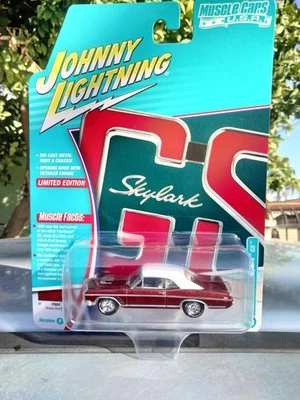 2025 JOHNNY LIGHTNING White Lightning Chase 1966 BUICK SKYLARK GS MUSCLE CARS - Image 1 of 4