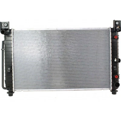 For GMC Yukon Radiator 2000 2001 2002 2003 2004 | 4.8L | V8 | 294 CID Foto 1 de 4