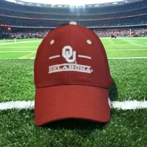 Berretto/Cappello Baseball Oklahoma Sooners Vintage The Game Rosso/Bianco Taglia Large/X-Large - Foto 1 di 7