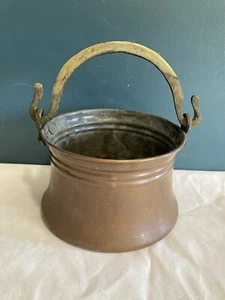 Vintage Copper Pot with Cast Brass Swing Handle Hammered - Picture 1 of 8