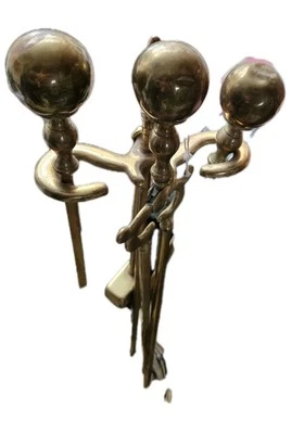 Антикварные или винтажные латунные инструменты для камина высотой 28 дюймов с подставкой 3 шт.  - Изображение 1 из 4