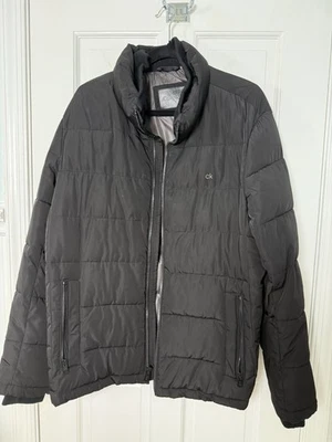 Abrigo acolchado de invierno negro para hombre Calvin Klein talla grande Foto 1 de 4