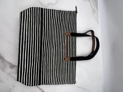 Bolsa de viaje expandible a rayas 22" equipaje de mano resistente al agua para mujer Foto 1 de 4