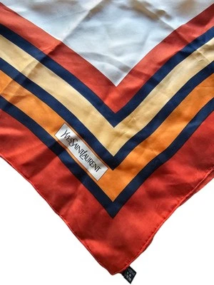 Bufanda Yves Saint Laurent Vintage Multicolor Geométrica 100% Seda Foto 1 de 4