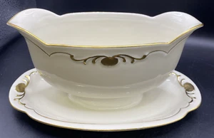 RARE Waldershof Bavaria Gravy Boat Cream with Gold Rim - Picture 1 of 6