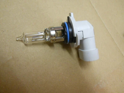 2x HB 3 /Glühbirne , Scheinwerferbirne , Leuchtmittel  OPEL / GM und Andere. - Bild 1 von 4