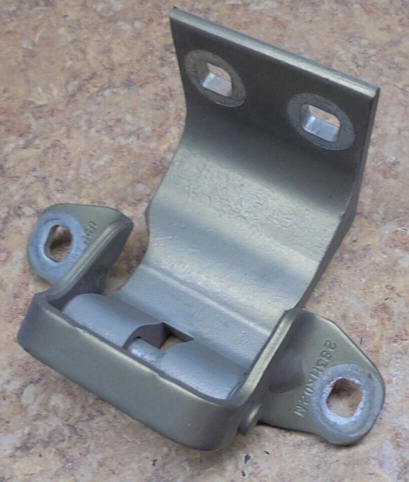 Jeep Liberty Sport 2003 3,7 L 3,7 L bisagra de puerta trasera puerta levadiza superior inferior 03 Foto 1 de 1