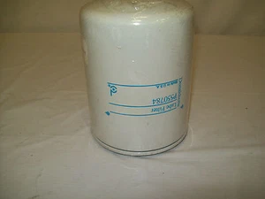 DONALDSON OIL FILTER P550784 L30288 51742 PH3766 85742 LF3344 B134 FORD 6.9 7.3 - Picture 1 of 3