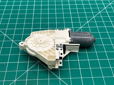 09-15 AUDI Q7 REGULADOR VENTANA LADO PASAJERO TRASERO DERECHO MOTOR OEM Foto 1 de 4