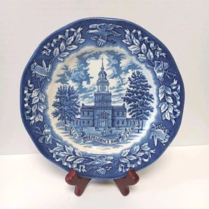 Avon Independence Hall Bicentennial Teller 1976 England Wedgewood blau-weiß - Bild 1 von 4