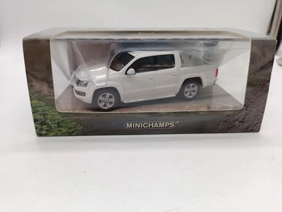 Volkswagen Amarok TDi 2009 white vw limited edition 750 pcs. 1/43 Minichamps §§ - Immagine 1 di 4