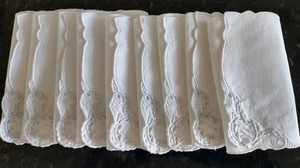 VTG Set Of 9 White Madeira Handmade Linen Cocktail Napkins Scalloped 8" x 5" - Picture 1 of 4