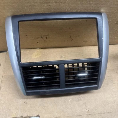Subaru Impreza 2008 2009-2011 tablero radio cubierta bisel ventilación central OEM B164 Foto 1 de 4