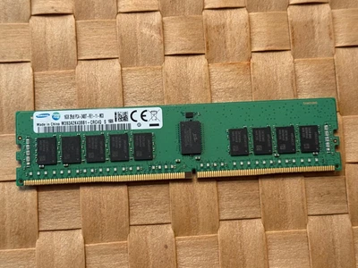 Samsung 16GB (1x16GB)Server-DDR4 M393A2K43BB1-CRC4Q S PC4-2400T-RE1-11-MC0#RX152 - Image 1 of 2