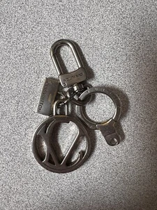 Authentic LOUIS VUITTON Club Bag Charm Key Ring Holder M66134 #f49738 - Picture 1 of 3