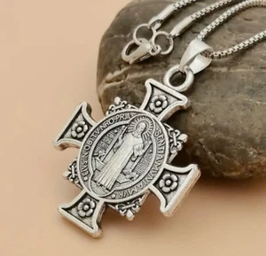 Nuevo Collar Colgante Medalla Cruz San Benito Nursia Acero Italia - Imagen 1 de 3