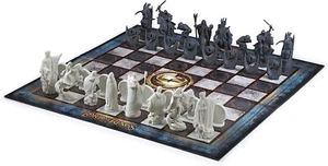 Chess Set Lord of The Rings Battle for Middle Earth Chess Set - Picture 1 of 18