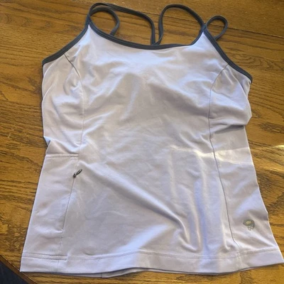 Sujetador sin mangas Mountain Hardware para mujer espalda deportiva lila incorporado, talla mediana Foto 1 de 4