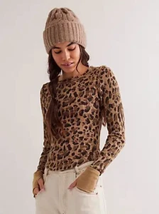 NEW FREE PEOPLE WE THE FREE LEOPARD PRETTY LITTLE THERMAL TOP SHIRT SZ XS - Picture 1 of 8