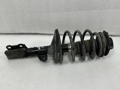 Toyota Sienna 1998 conductor izquierdo puntal delantero muelle Foto 1 de 4