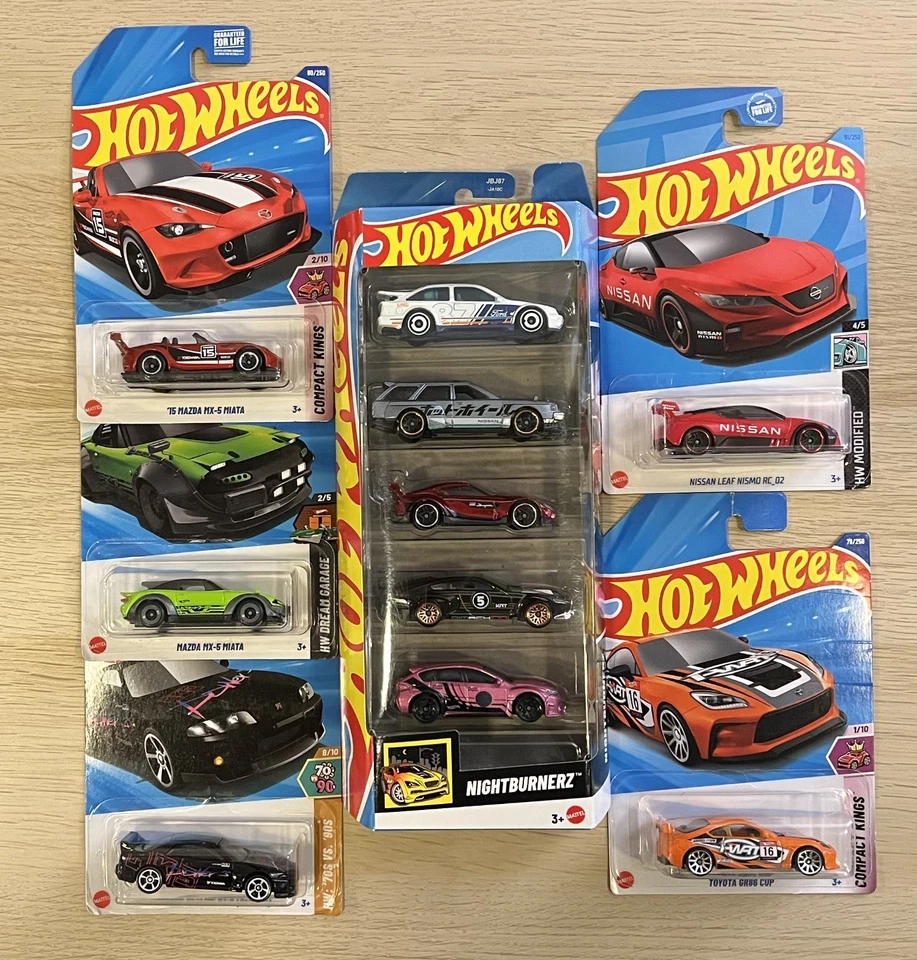 Hot Wheels JDM Set Nightburnerz Supra + Miata + GTR + GR86 + Nissan Leaf Nismo Foto 1 de 1