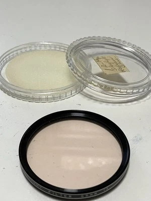 Vtg Vivitar 55mm Skylight (1A) Filter Genuine Original with Case - Image 1 of 4