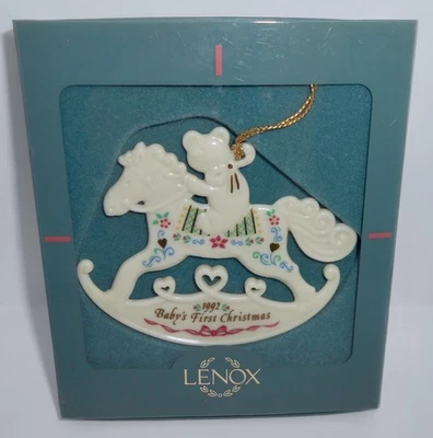 LENOX 1992 BEBÉ PRIMERA NAVIDAD Caballo Mecedor Adorno COLA REPARADA H65 Foto 1 de 4
