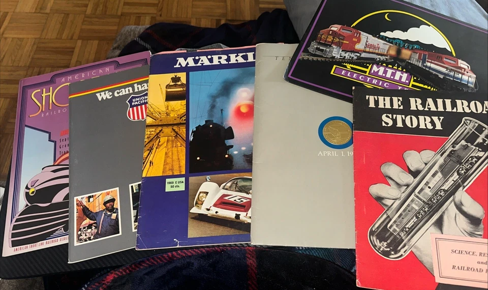 Lot of Magazine Catalogs Union Pacific Marklin Conrail MTH American Short line - Image 1 of 4