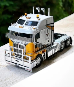 Kenworth K200 2.8 fat cab, 6x4 "Big Hill cranes" WSI/Drake truck models Z01536 - Picture 1 of 6
