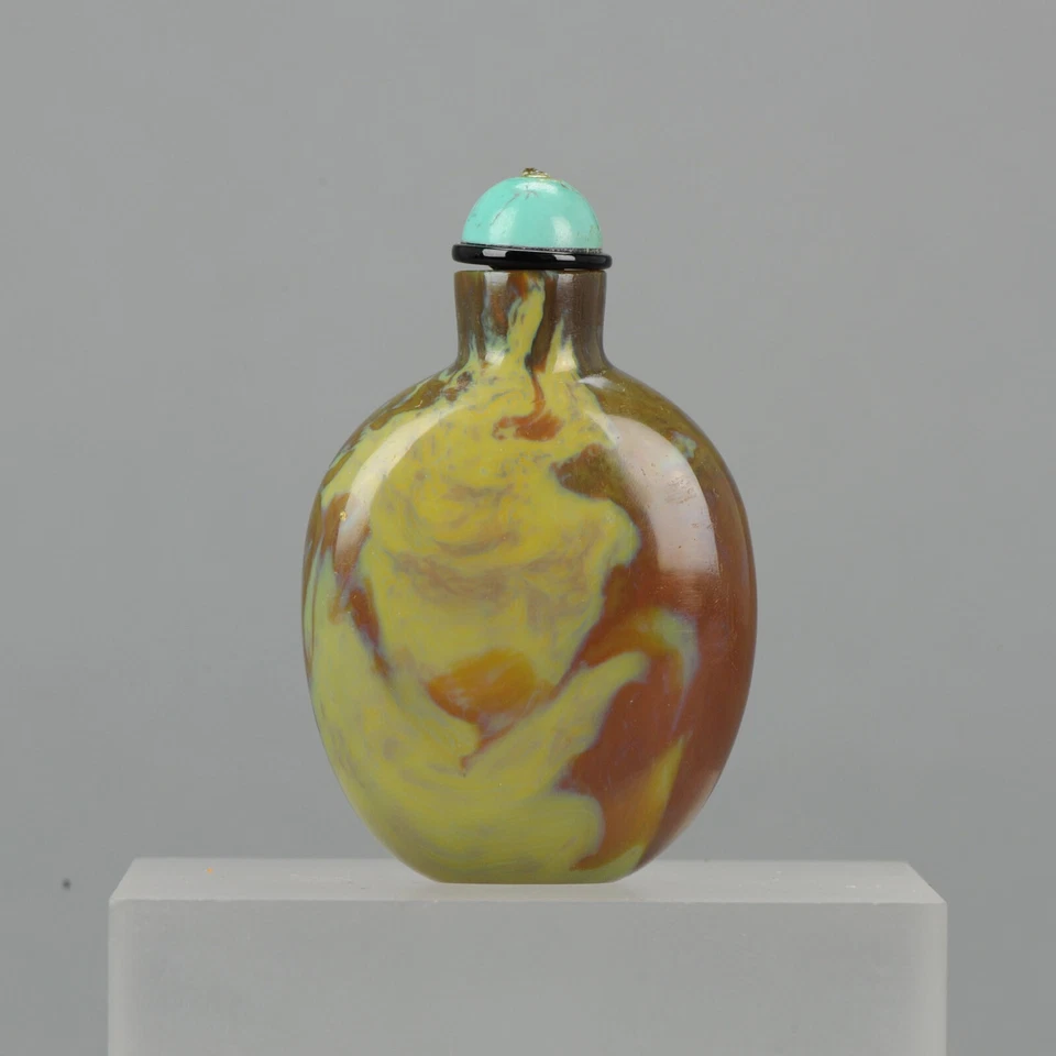 Antigua botella de tabaco de vidrio china imitación piedras preciosas dinastía Qing XVIII... Foto 1 de 1