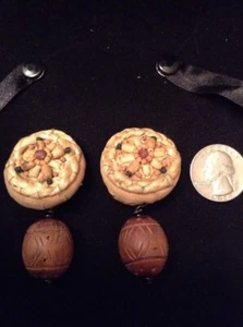 Vintage Tweed & Wood Clip On Earrings - Picture 1 of 3