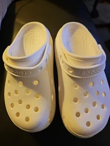 Crocs Classic white Clogs Unisex Junior 3 kids shoes Girls/Boys - Picture 1 of 8
