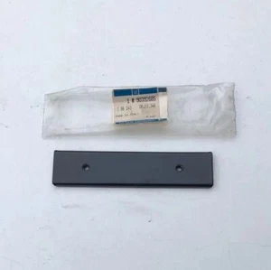 NEU Verstärkung Befestigung Hydraulikpumpe Faltdach Orig Opel Kadett E Cabrio - Picture 1 of 5