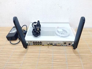 Cisco C1113-8PLTEEA ISR 1100 G.FAST GE SFP Router LTE Adv SMS/GPS EMEA & NA - Picture 1 of 1