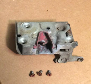 1975 1976 1977 & Other Mustang II Cobra Right Hand Door Latch Assm. W/ Door Ajar - Picture 1 of 2