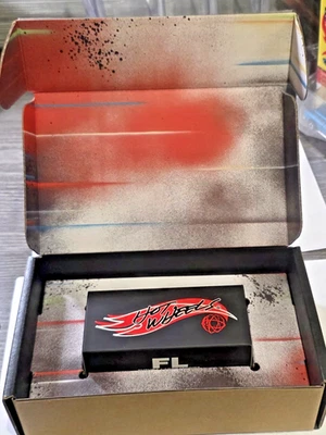 HOT WHEELS X FUTURA LABORATORIES MITSUBISHI 3000 GT Foto 1 de 4