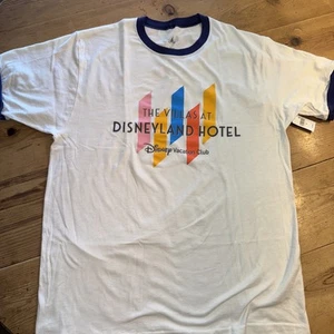 Disney Holiday Club Die Villen im Disneyland Hotel Large T-Shirt Neu mit Etikett - Bild 1 von 9