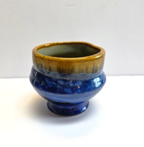 Pequeño cuenco pedestal en forma de corazón firmado por Bill Campbell 2017 cerámica artística de 3,5 pulgadas - Imagen 1 de 12