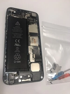 iPhone 5 - 16GB Black (Parts Only) (Unlocked AT&T) - Image 1 of 4