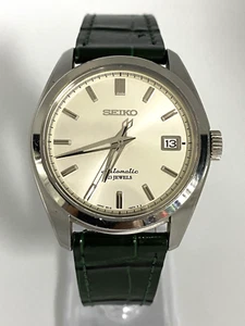 Near MINT SEIKO Automatic Watch 6R15-00C1 White Date Box 38mm 23J - Picture 1 of 8