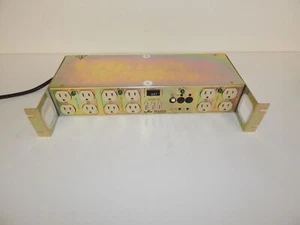 Ll EATON Pulizzi Z-Line POWER DISTRIBUTION PC125-A2-LT (DZH25) - Bild 1 von 4