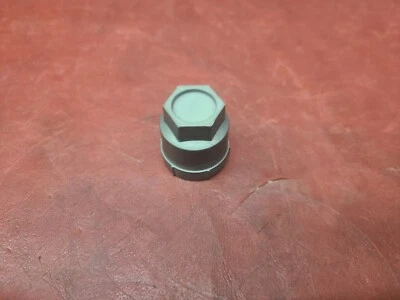 Chevrolet Corsica 1994-1996 LUG 3216 14" tapacubos cubierta de rueda 22576683 Foto 1 de 4